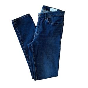 Imogene + Willie “Imogene” Straight Leg Medium Wash Jeans.